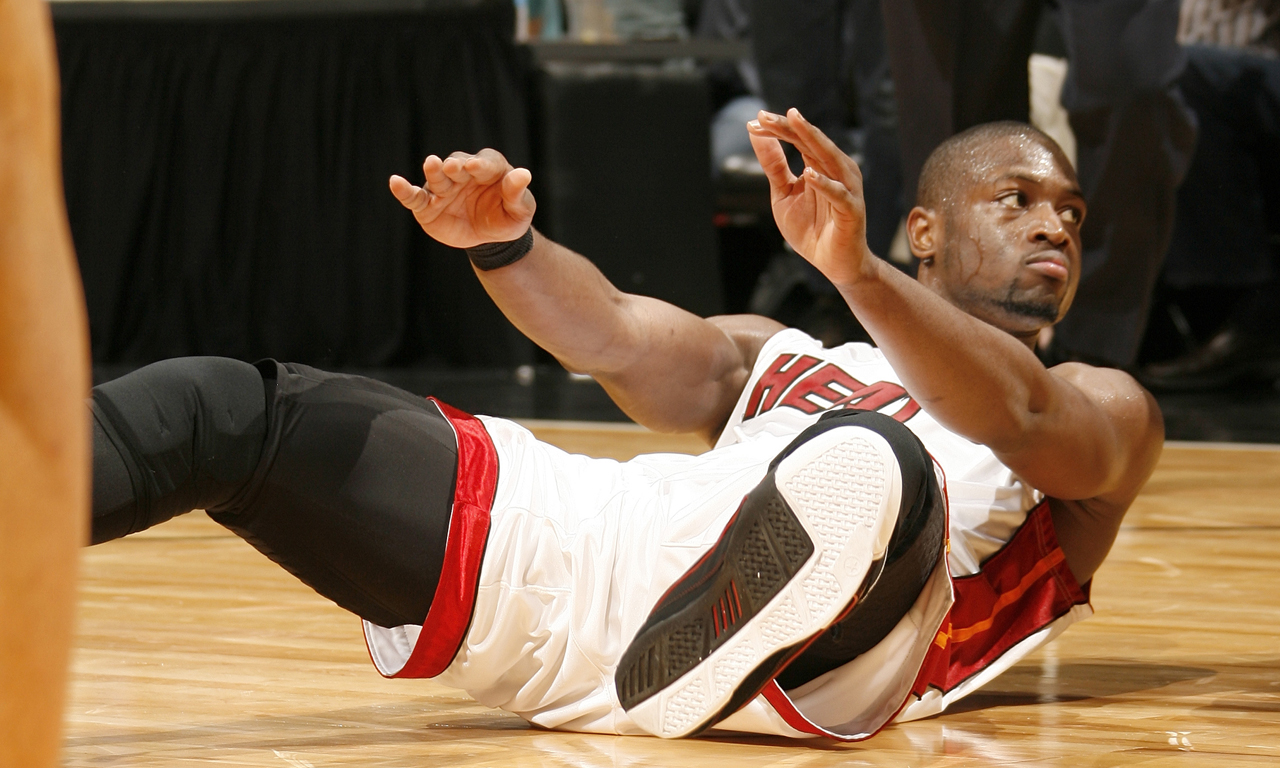 通常位于高 通常位于高