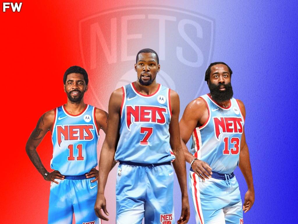 手里有两套 手里有两套